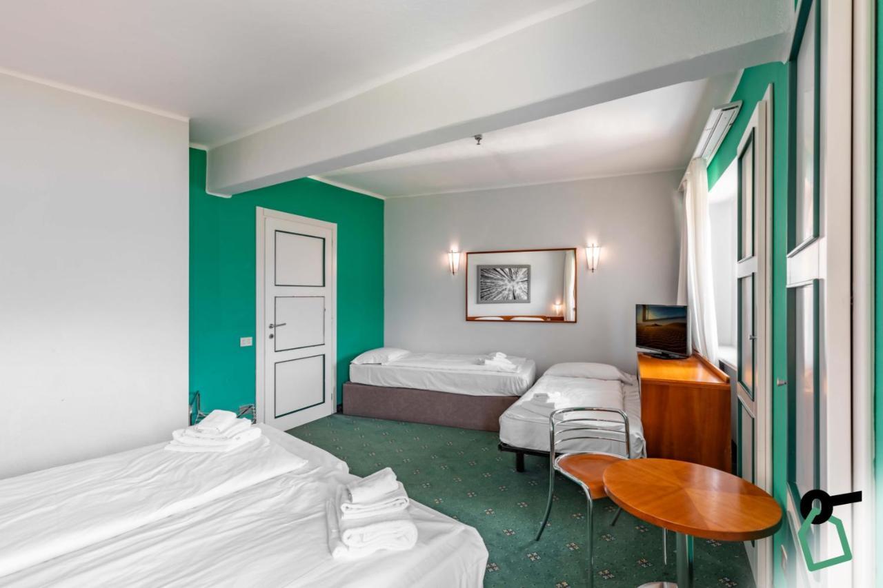 Hotiday Room Collection - Sauze Torre Oulx Εξωτερικό φωτογραφία